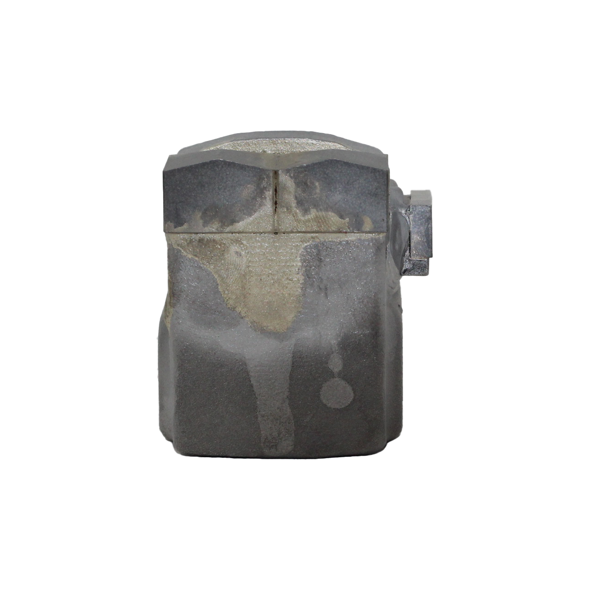 Mulcher tooth with hole for T-bolt